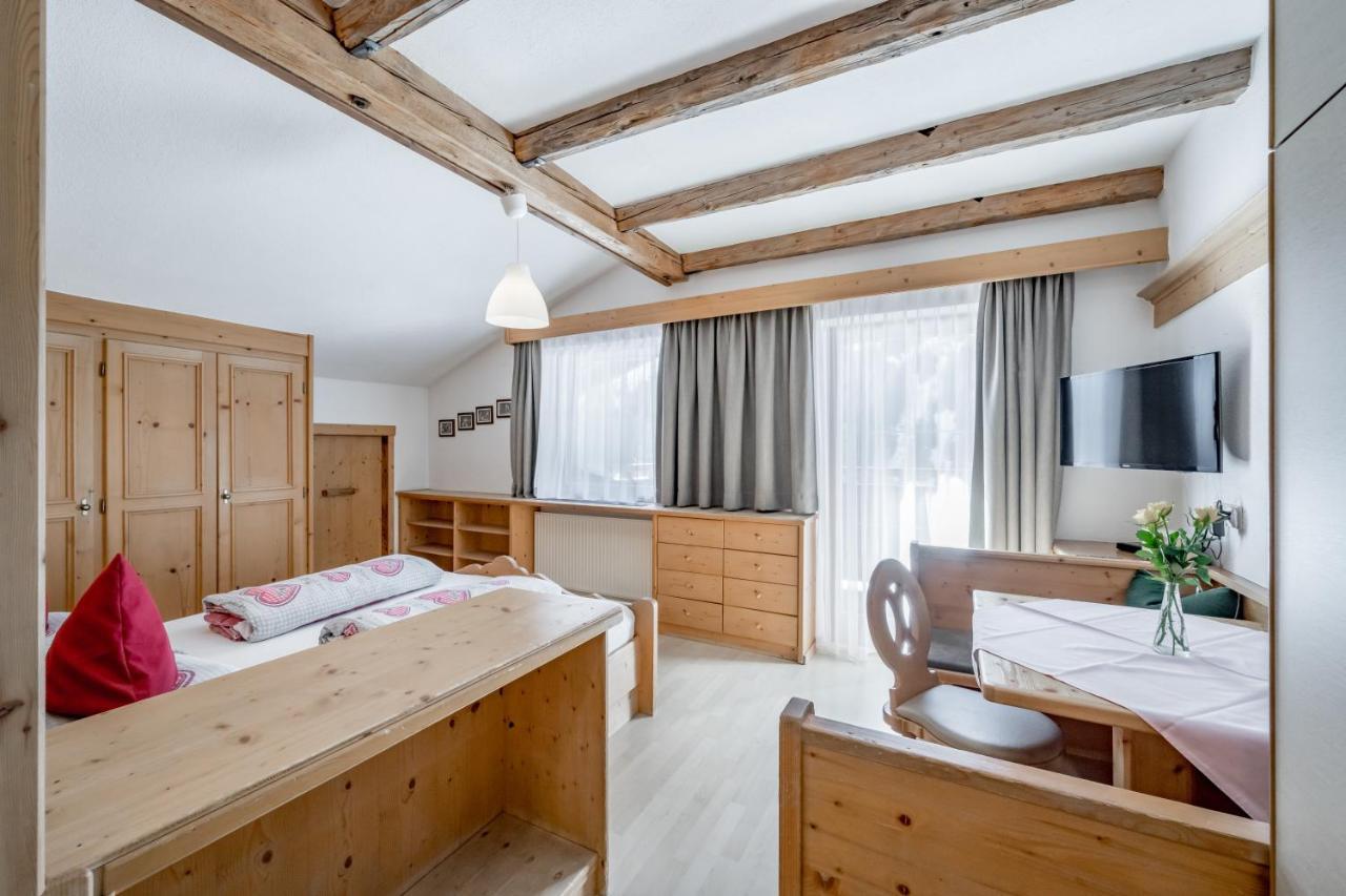 Landhaus Edelweiss Sankt Leonhard im Pitztal Exterior photo